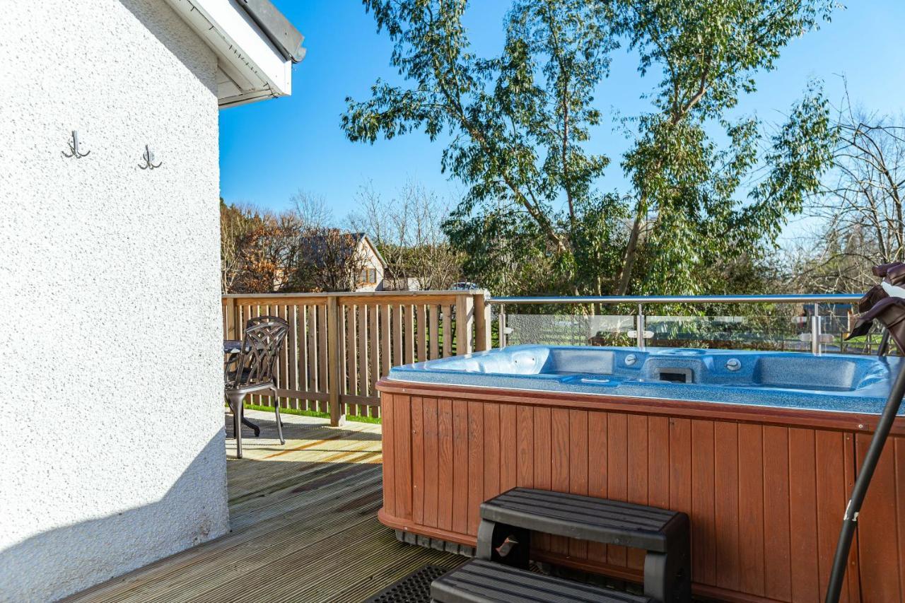 Sparrowhawk Cottage With Hot Tub Newton Stewart Buitenkant foto