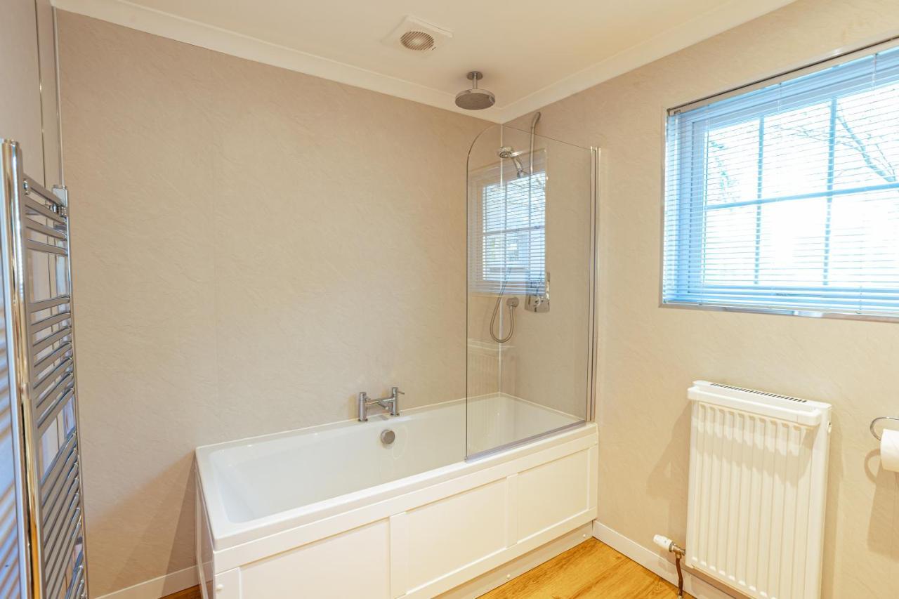 Sparrowhawk Cottage With Hot Tub Newton Stewart Buitenkant foto